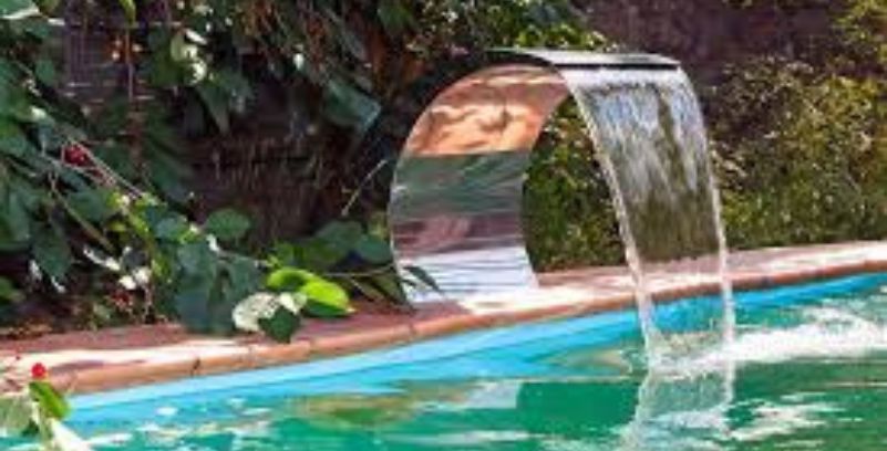 cascade inox piscine